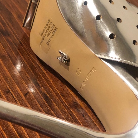 Victoria Secret Unique Angel Runway High Heel 👠 l Size 8B. NWOT. 4” Hee - Picture 7 of 11